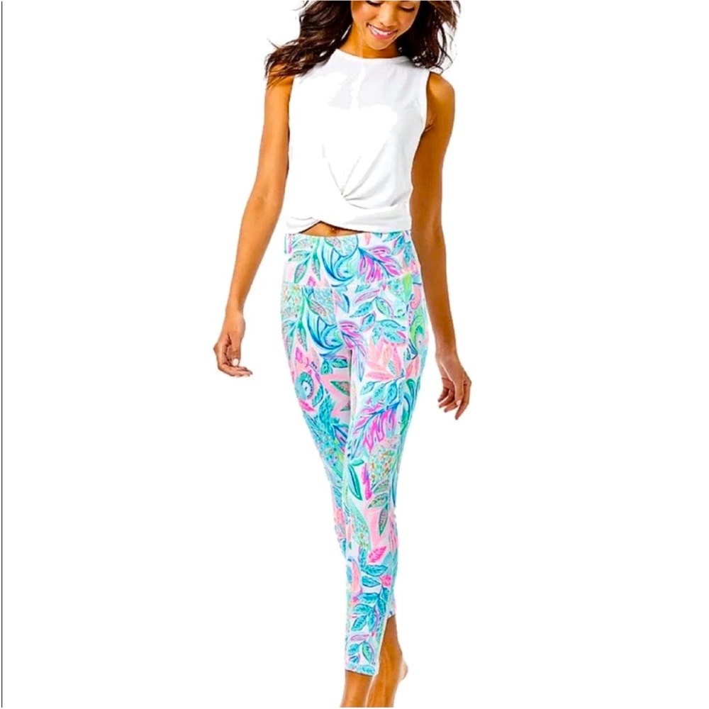 NWOT Lilly Pulitzer Luxletic High Rise Midi Legging Toucan Do it Better Large
